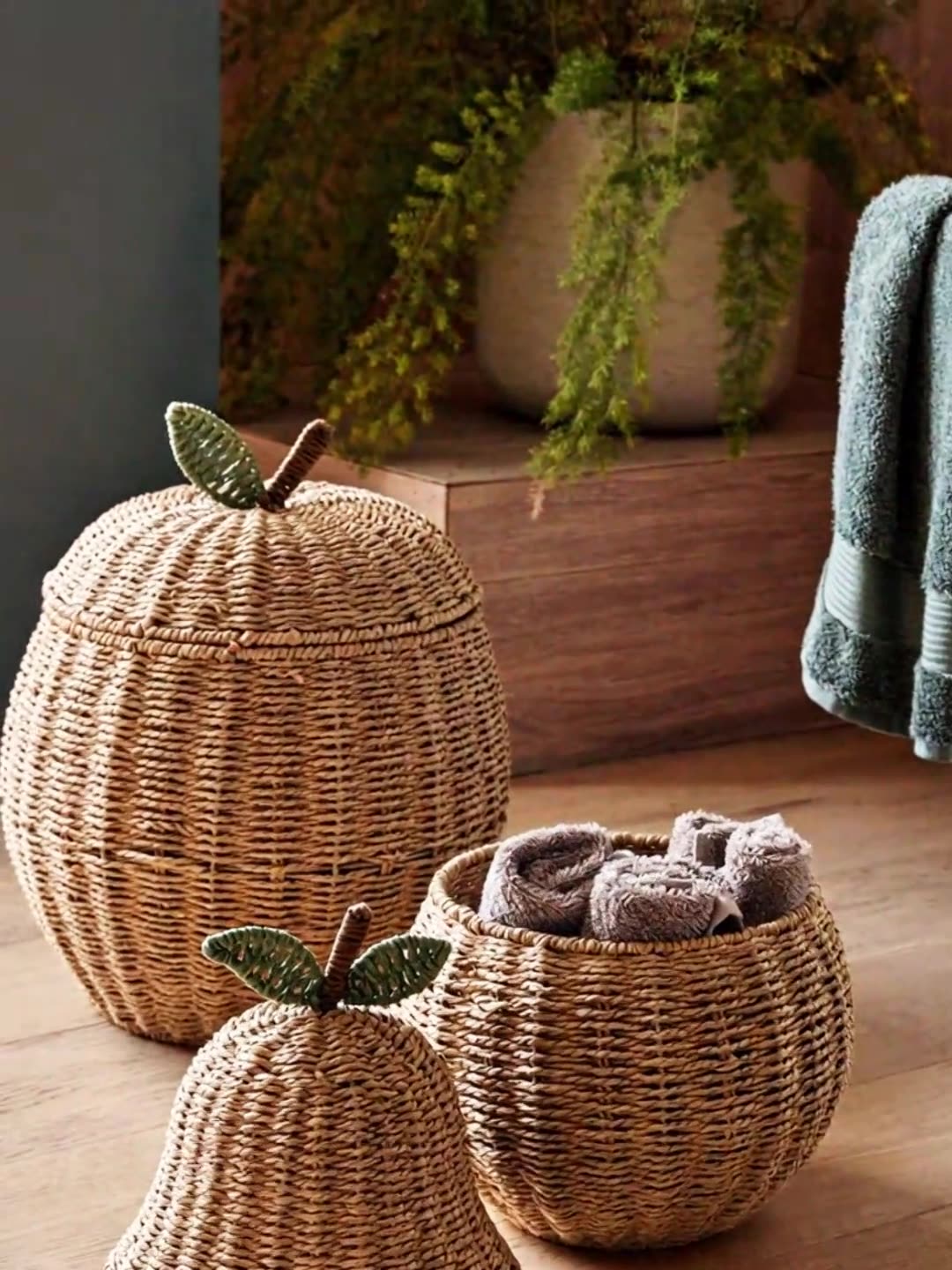 Fruit Shaped Woven Basket – Apple and Pear Storage Box