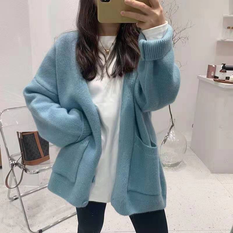 Slouchy Knitted Cardigan With Pockets