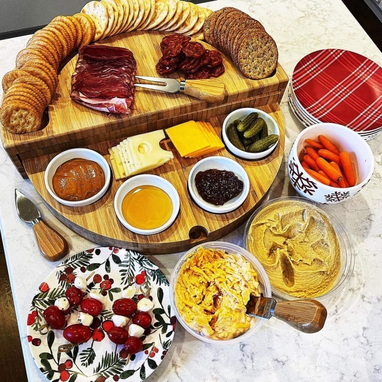 Planche à charcuterie pivotante en bambou 2025 avec 4 bols en céramique intégrés et ensemble de 3 couteaux 