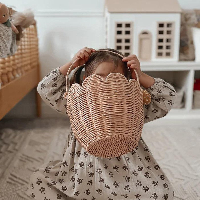 Nordic Woven Tulip Basket – Handwoven Picnic & Toy Bin