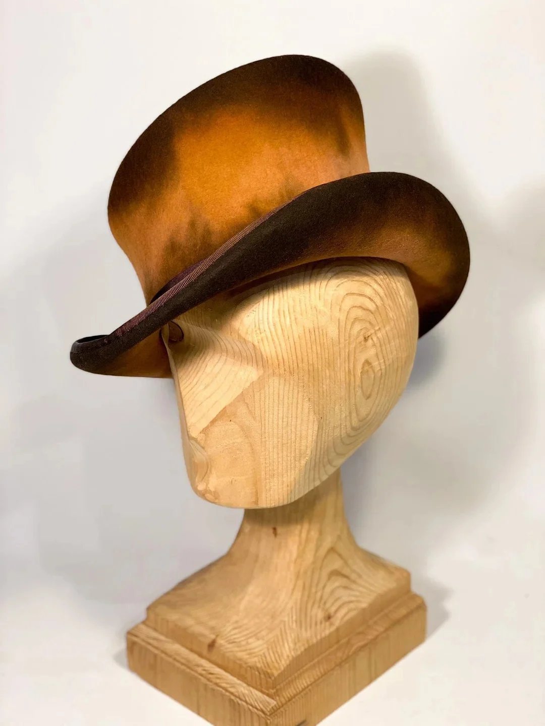 🎁20% DE RÉDUCTION - Chapeau haut de forme asymétrique 