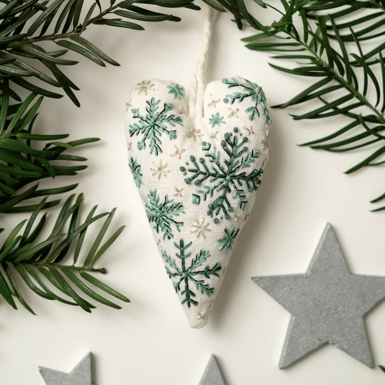 💖Kit de décoration/décoration de Noël brodée à la main en forme de cœur à faire soi-même 