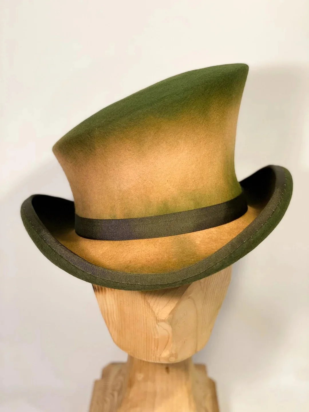🎁20% DE RÉDUCTION - Chapeau haut de forme asymétrique 