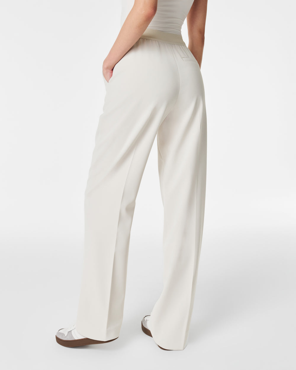 Pantalon en crêpe gainant (ACHETEZ-EN 2, LIVRAISON GRATUITE) 