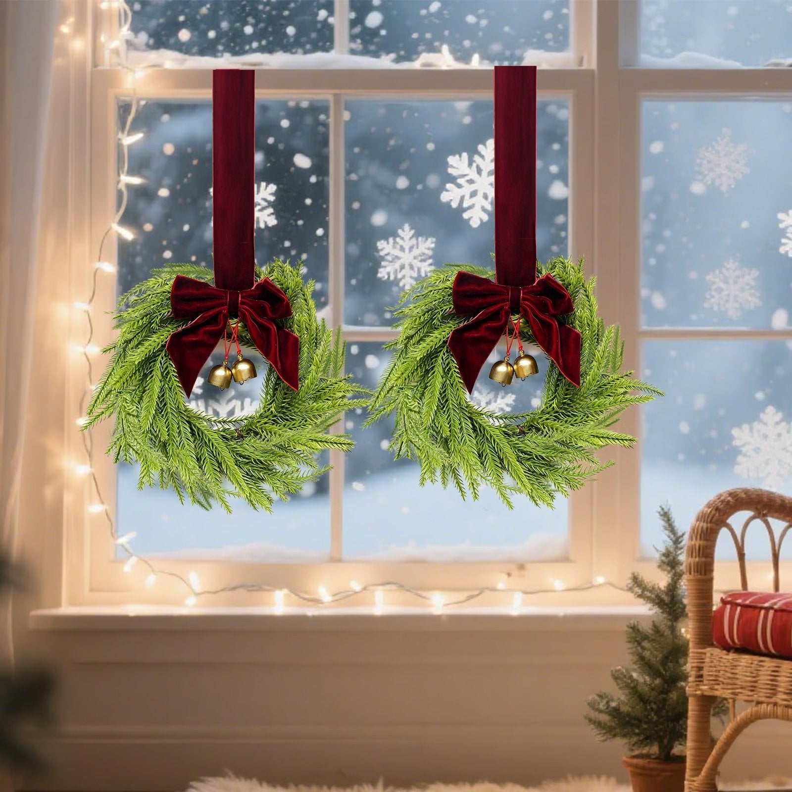 🎄 Versatile Mini Christmas Wreaths – Perfect Festive Decor for Every Corner!