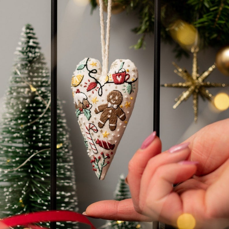 💖Kit de décoration/décoration de Noël brodée à la main en forme de cœur à faire soi-même 