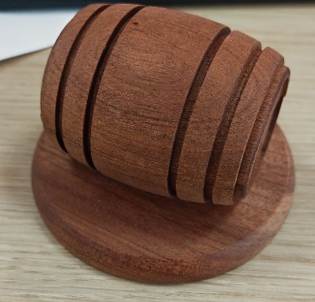 Fumage au tonneau en bois 