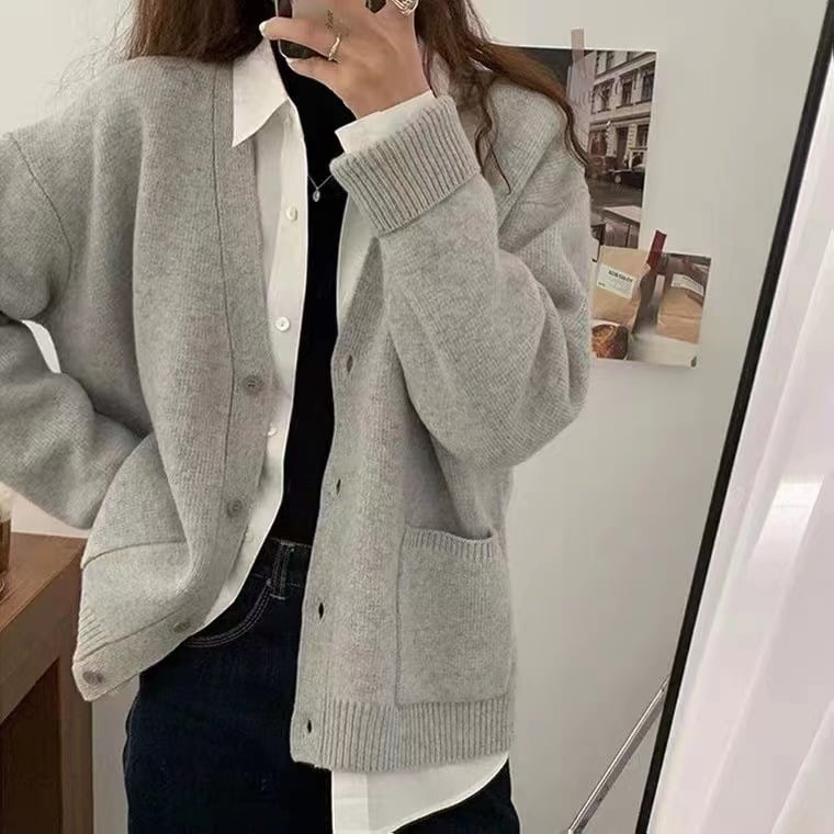 Slouchy Knitted Cardigan With Pockets