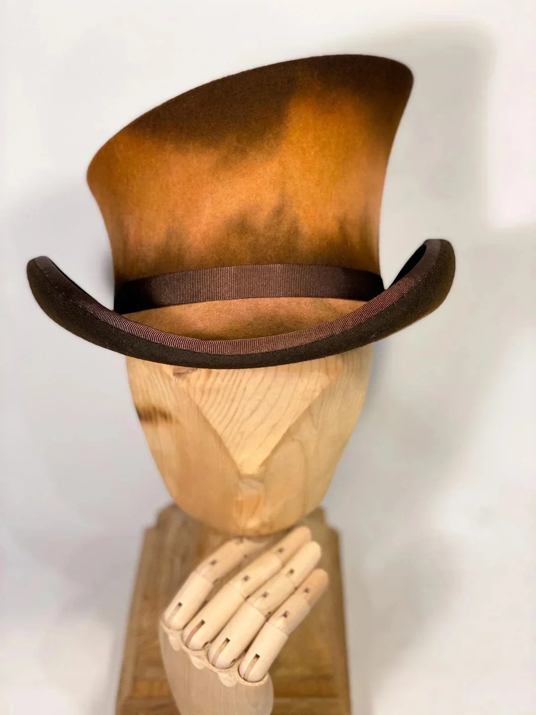 🎁20% DE RÉDUCTION - Chapeau haut de forme asymétrique 