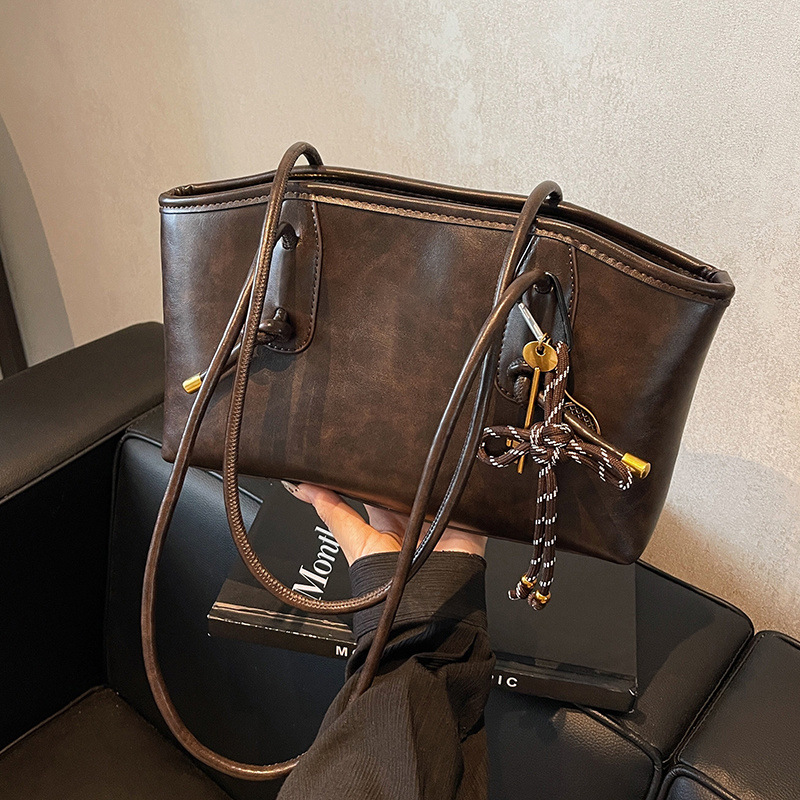 🔥 Vintage Vibe | PU Leather Shoulder Bag | Daily Essential 📸【2026 New Arrival】